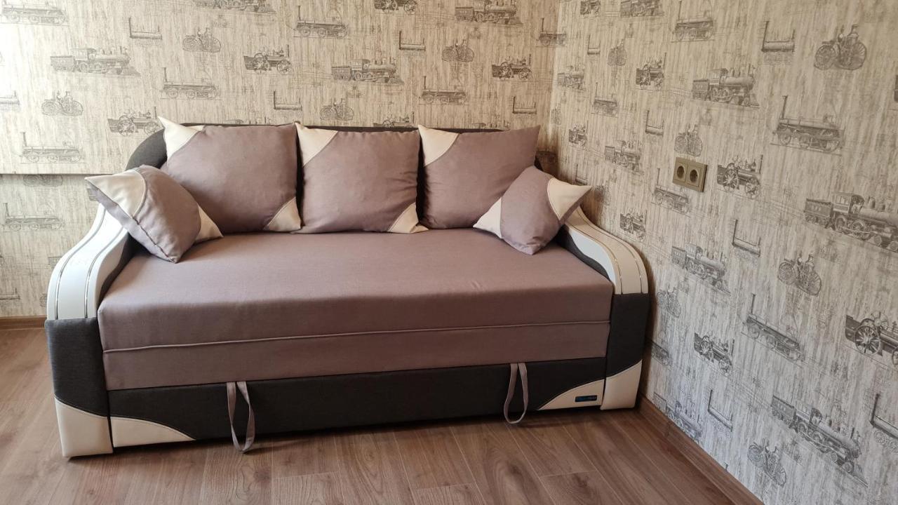 Hannah Kraslava Ngoại thất bức ảnh